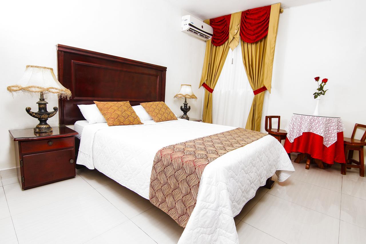 Double Room,800176311:JPEG